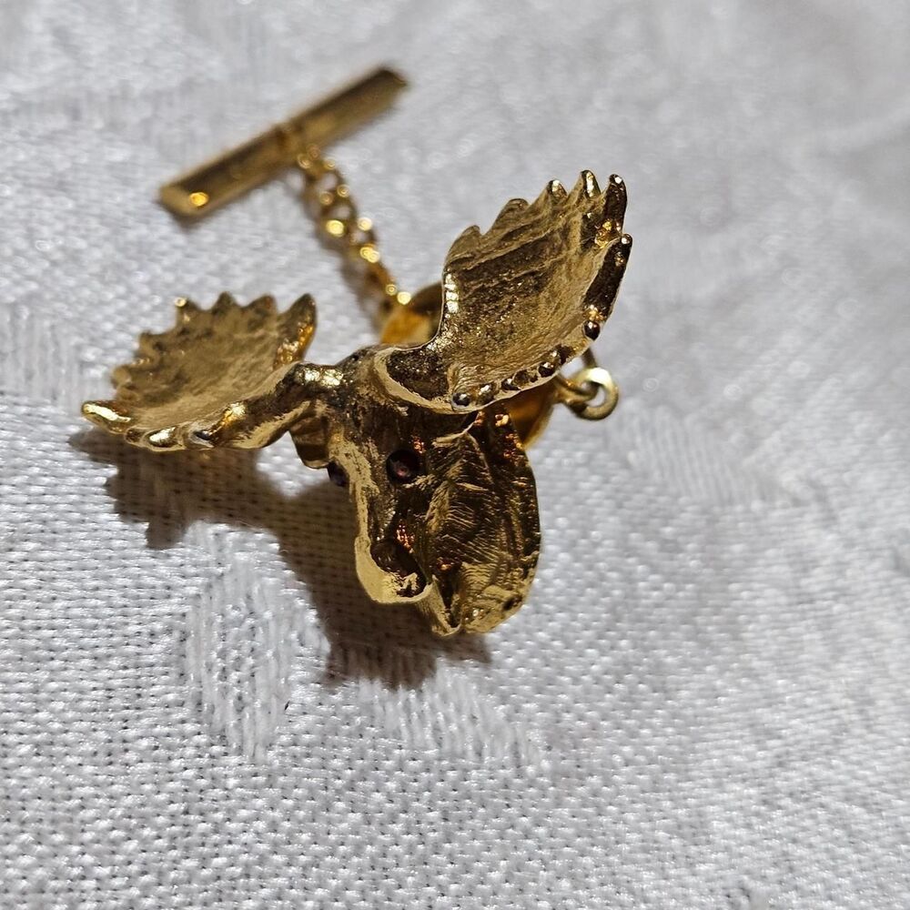 vintage moose gold tone tie tack
